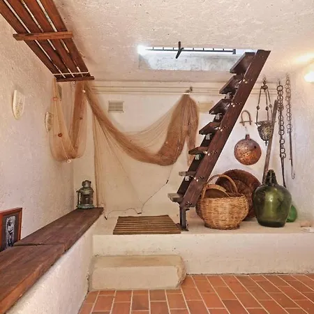 Two Olives Vrbnik (Primorje-Gorski Kotar)