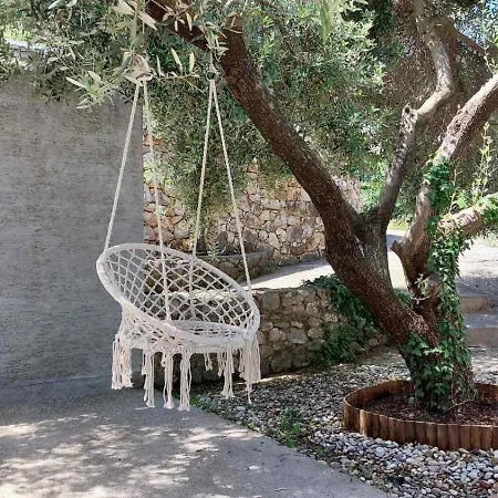 Two Olives * Vrbnik (Primorje-Gorski Kotar)